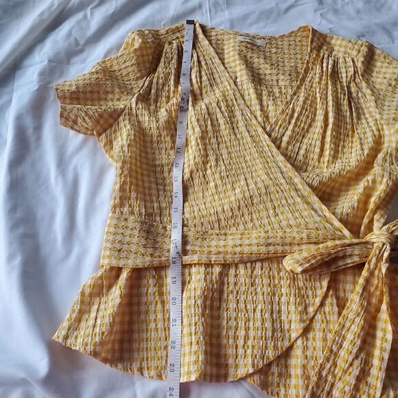 Max Studio Yellow Checker wrap blouse L - Picture 12 of 14
